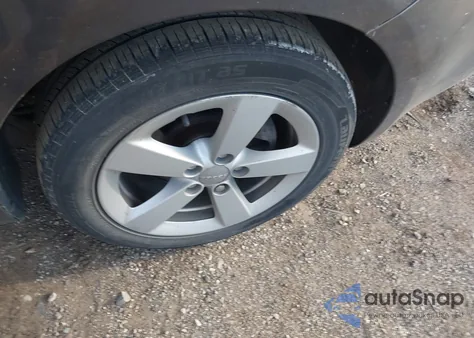 2015 Dodge Dart Sxt z USA, uszkodzony, nr VIN 1C3CDFBB0FD211515